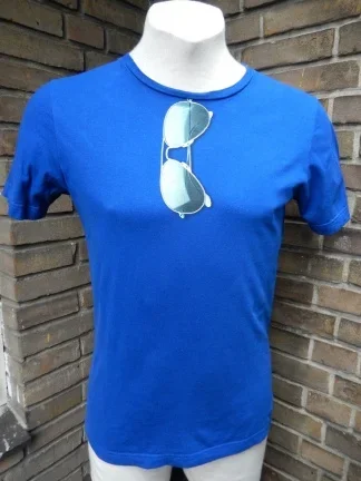Zomers shirt met zonnebril - maat M - nr. 1