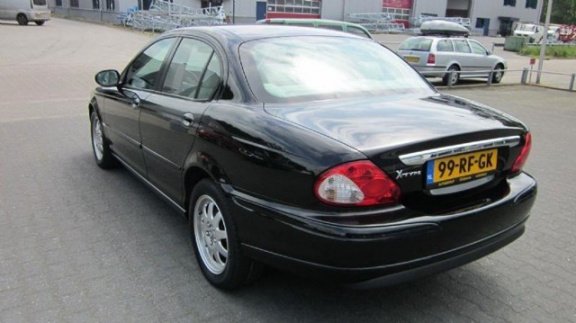 Jaguar X-type - 2.0 V6 Business Edition Plus - 1