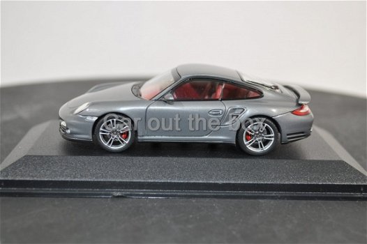 2010 Porsche 911 Turbo (997) grijs 1:43 Minichamps ZONDER KARTONNEN DOOSJE - 4