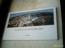 Gouda in panorama(ISBN 9071542407, Theo de Jong).