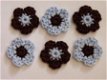 ** Setje van 6 bruin/blauwe gehaakte bloemetjes (3 cm) - 0 - Thumbnail
