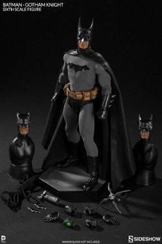 Sideshow Batman Sixth Scale Figure - 2