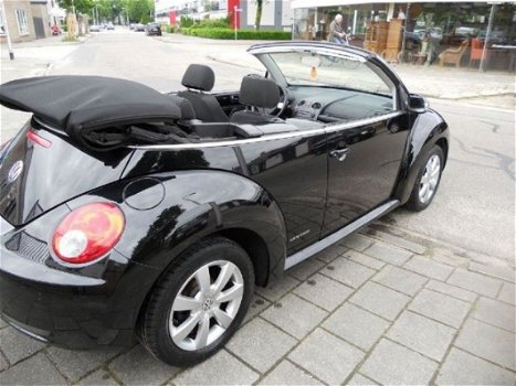 Volkswagen New Beetle Cabriolet - 1.6i united - 1