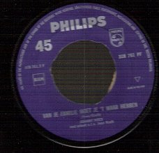 Johnny Hoes- Oh La La Louise & Van Je Familie Moet Je 't Maar Hebben-vinylsingle 1961