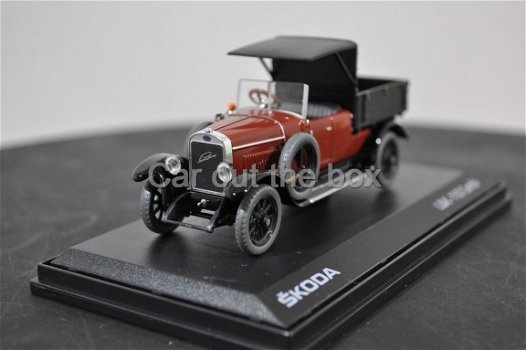 Skoda 110 Station Wagon Delivery Van rood 1:43 Abrex - 1