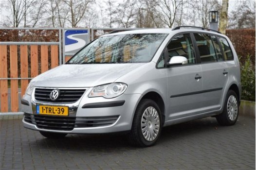 Volkswagen Touran - 1.6 Trendline Business 7-persoons - 1