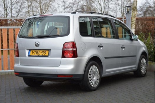 Volkswagen Touran - 1.6 Trendline Business 7-persoons - 1