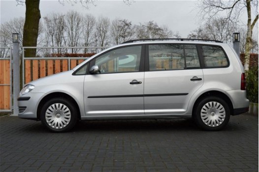 Volkswagen Touran - 1.6 Trendline Business 7-persoons - 1