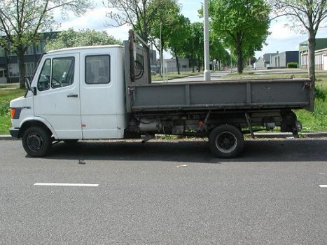 Mercedes-Benz Bestelwagen - 408 D lang/laag - 1