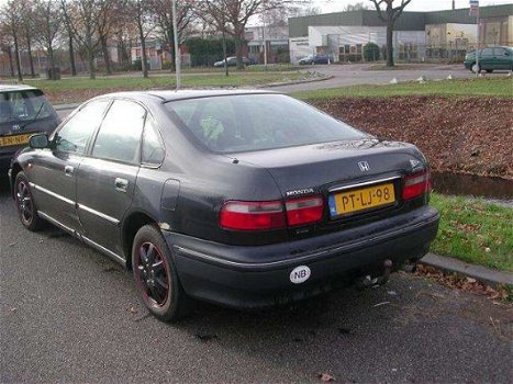 Honda Accord - 1.8i - 1