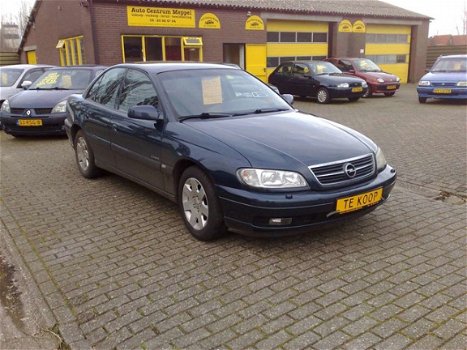 Opel Omega - 2.2i-16V Elegance - 1