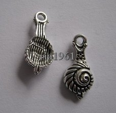 bedeltje/charm zee : (slak) schelp - 17x8 mm