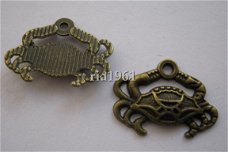 bedeltje/charm dieren : krab 3 brons - 20x14 mm (nog 3 stuks)