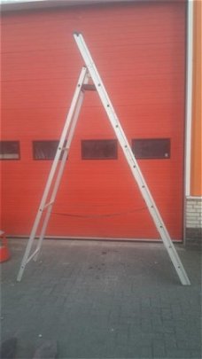 industrie trap hoogte 2,5 mtr