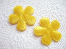 Fluweel bloem ~ 3,5 cm ~ Geel