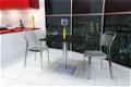 Design stoel Bee wit en zwart glans & transparante kleuren - 1 - Thumbnail