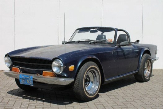 Triumph TR6 - 1