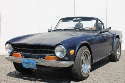 Triumph TR6 - 1