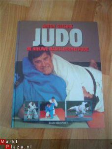 Judo, de nieuwe basisleermethode door Anton Geesink