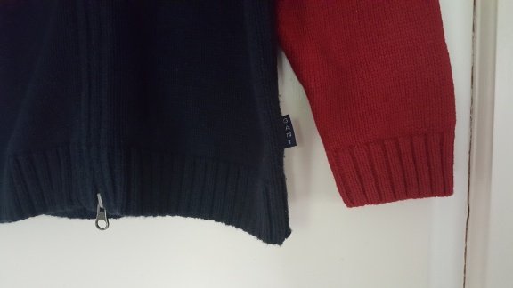 Gant rood blauw vest met grote ster op voorpand maat 122/128 - 4