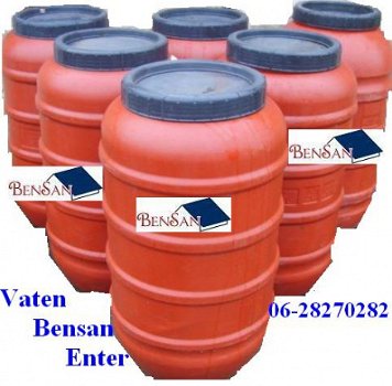 20 liter vaten jerycans tonnen ton vat te koop kleine handige en schone vaten schroefdop deze vaten - 1