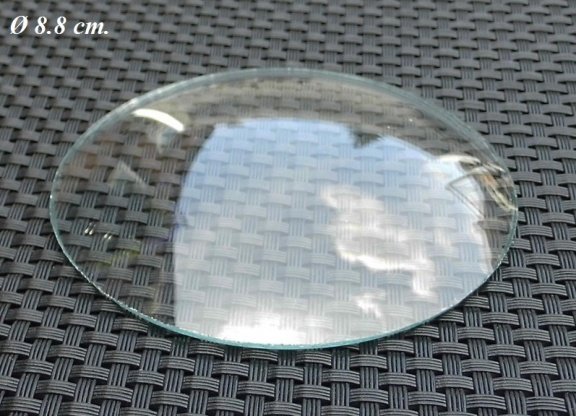 === Bol glas = ± 8.8 cm. = gebruikt === 31710 - nr. 1