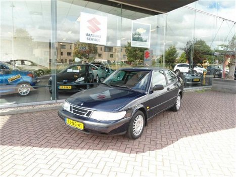 Saab 900 - 2.0 - 1