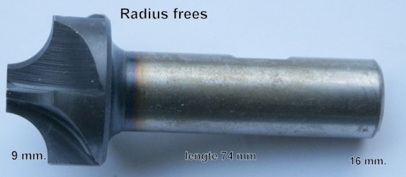 Radius frees 9mm. lengte 74 mm. - 1