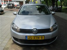 Volkswagen Golf - 1.6 TDI BlueMotion HIGHLINE NAVI / ECC