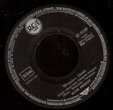 Elvis Presley& Jordanaires - Wooden Heart(Muss I Den) (1961)