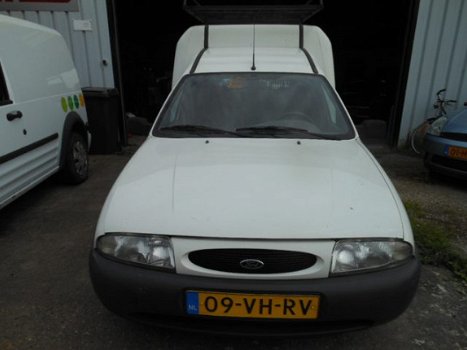 Ford Courier - 1.8 - 1