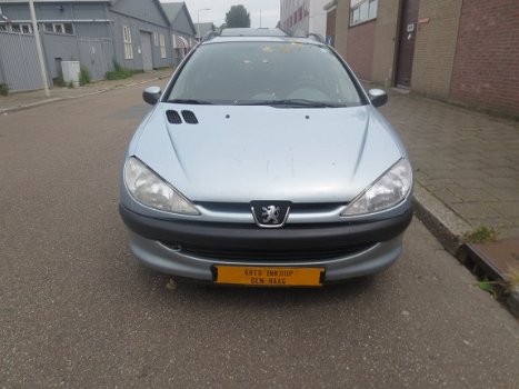 Peugeot 206 SW 1.4 2003 Onderdelen en Plaatwerk Kleur EYL - 3