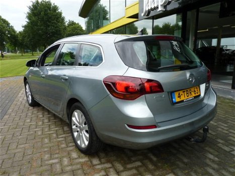 Opel Astra - 1.7CDTI 81KW SP.T. COSMO - 1