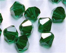 Swarovski 5301 Median Emerald 6mm Per Stuk LIMITED