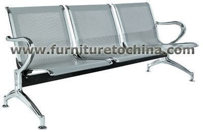 metalen stoel te wachten, de luchthaven ontvangst meubels - 1