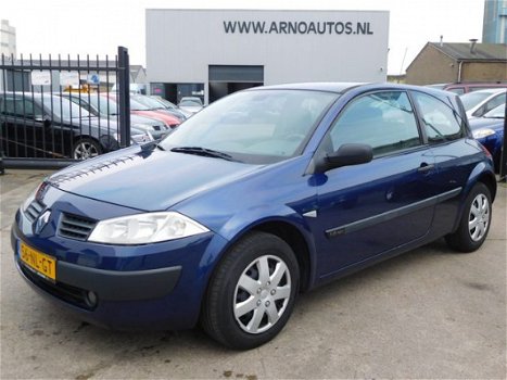 Renault Mégane - 1.6-16V DYNAMIQUE COMFORT, AIRCO, CRUISE CONTROL, ELEK-RAMEN, CENT-VERGRENDELING, R - 1