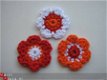 ** Setje van 3 rood/oranje/wit gehaakte bloemetjes - 0 - Thumbnail