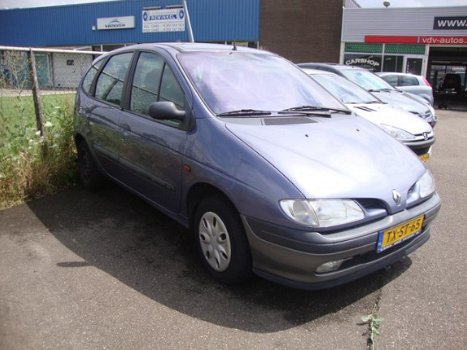 Renault Mégane Scénic - 1.6e RT - 1