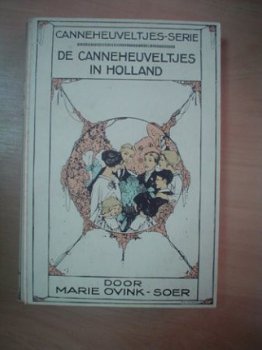 De Canneheuveltjes in Holland door Marie Ovink-Soer - 1