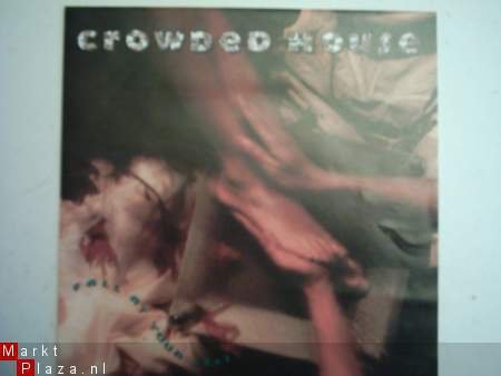 Crowded House: Fall at your feet - 1