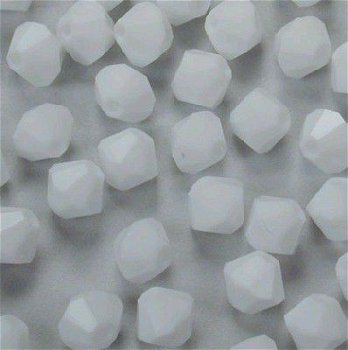 Swarovski 5301 Chalk 6mm Per Stuk LIMITED - 1