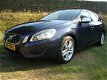 Volvo V60 - 2.0 D4 MOMENTUM - 1 - Thumbnail