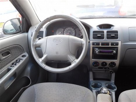 Kia Rio - 1.5 LS, STUURBEKRACHTIGING, 4X ELEK-RAMEN, CENT-VERGRENDELING, RADIO-CD - 1