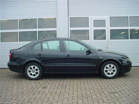 Seat Toledo - 1.6 74KW AIRCO - 1