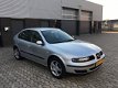 Seat Leon - 1.6-16V S ZEER NETTE AUTO, AIRCO, APK, NAP, DEALER ONDERHOUDEN - 1 - Thumbnail