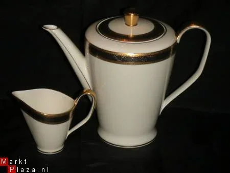 Koffiepot en melkkannetje van Rosenthal (A20) - 1