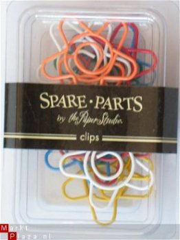 OPRUIMING: spare-parts clips flowers primary - 1