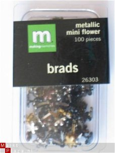 making memories metalic mini flower brads