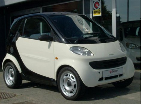 Smart City-coupé - & pure - 1