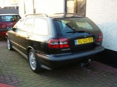 Volvo V40 - 1.8 exclusive leer airco lpg g3